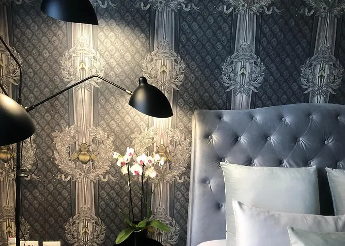 Lippi 42 Guest House Villa With Private Garden